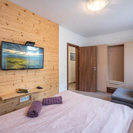 Apartment Anna Chopok, 1 110 M, Highest In Central Europe, On A Hiking Trail To Dumbier Demanovska Dolina Exterior foto